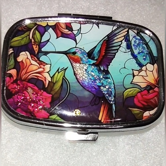 Hummingbird Theme Sparkling Pill Box Case - Picture 12 of 16